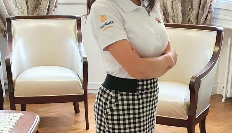 Elena Robu Tricou