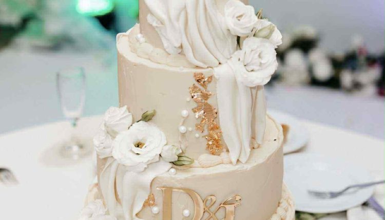 tort de nunta